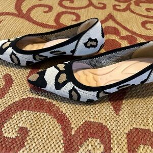 Stylish Leopard Print Women's Kitten Heels